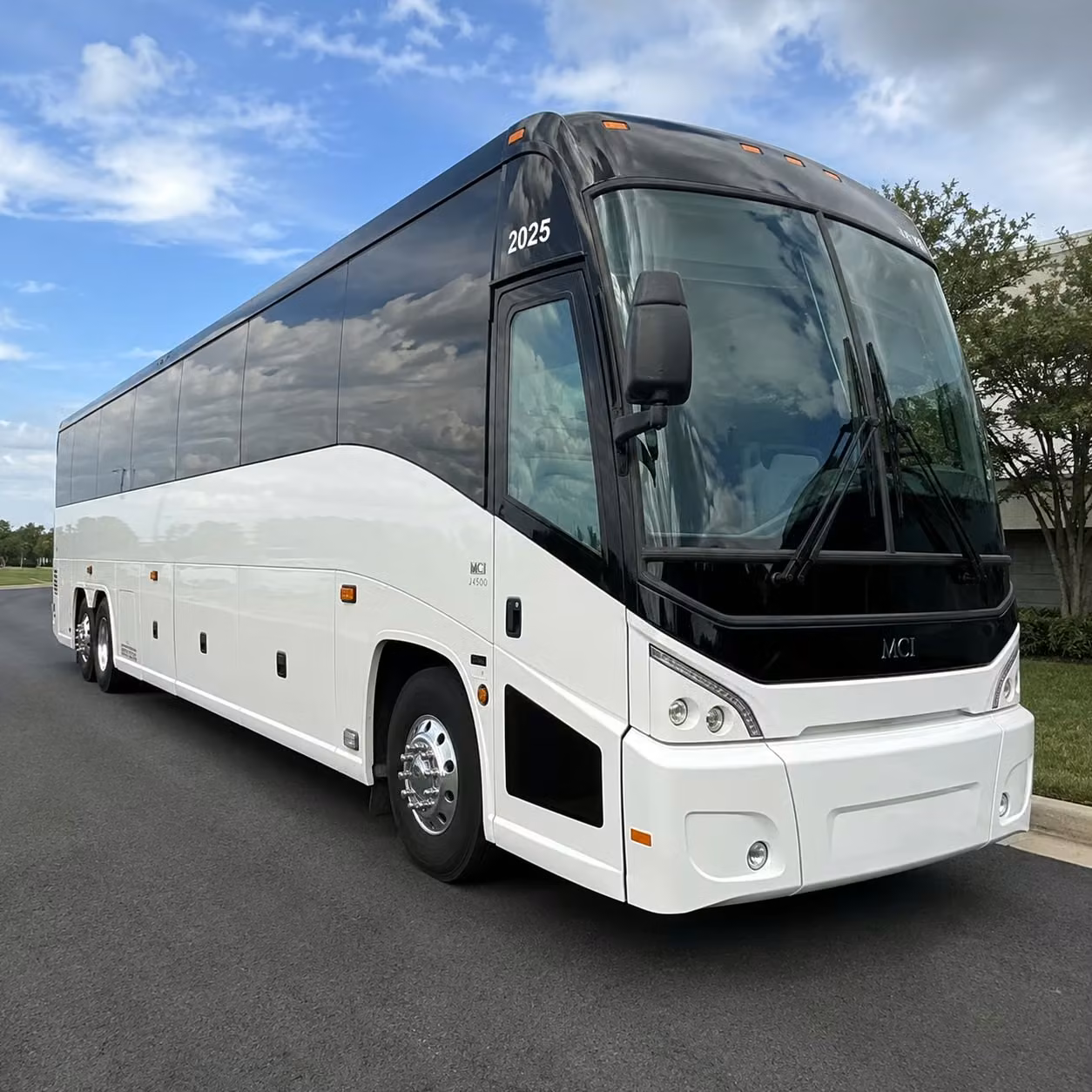 employee commuter shuttles and corporate campus transportation in fresno