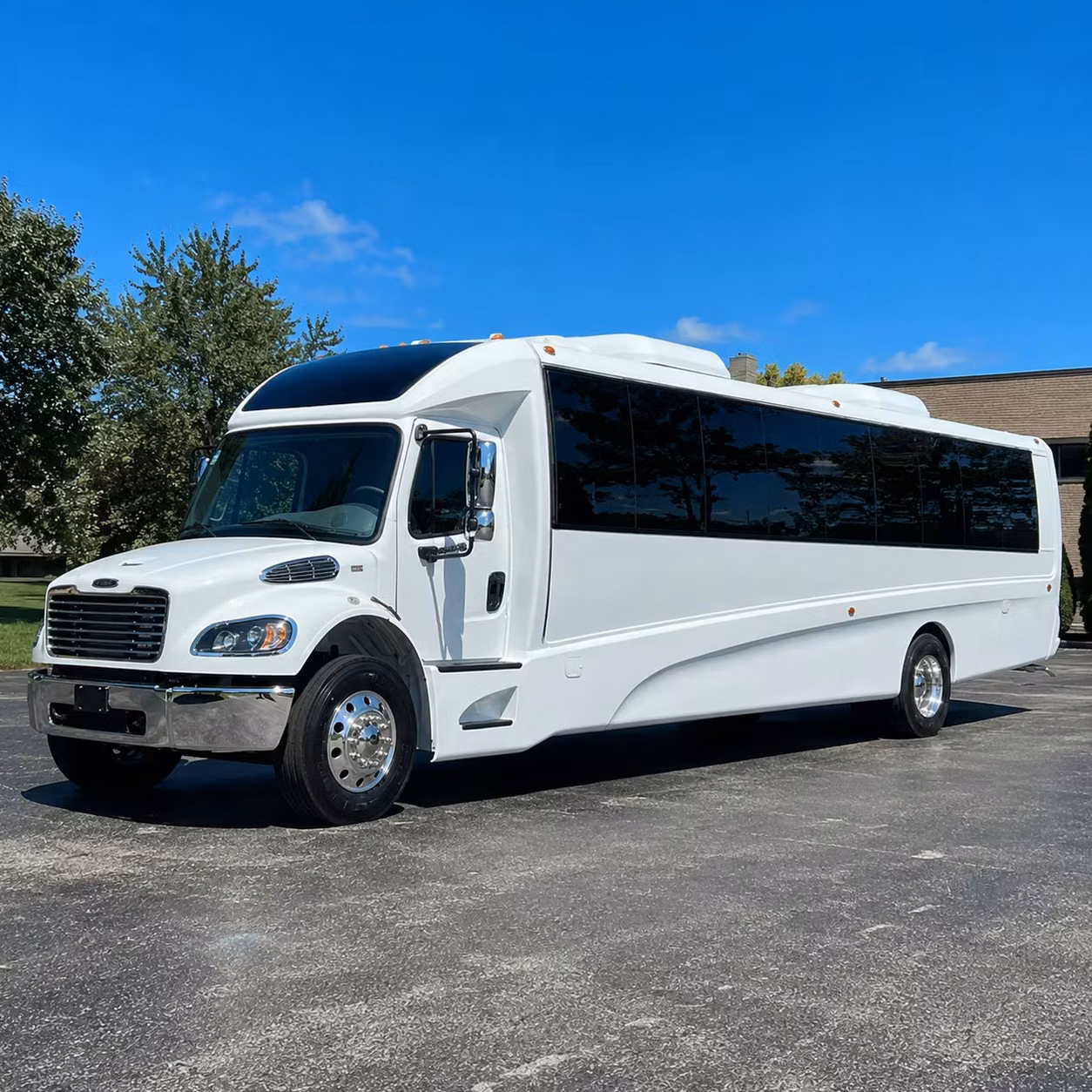 fresno 28 passenger minibus rental