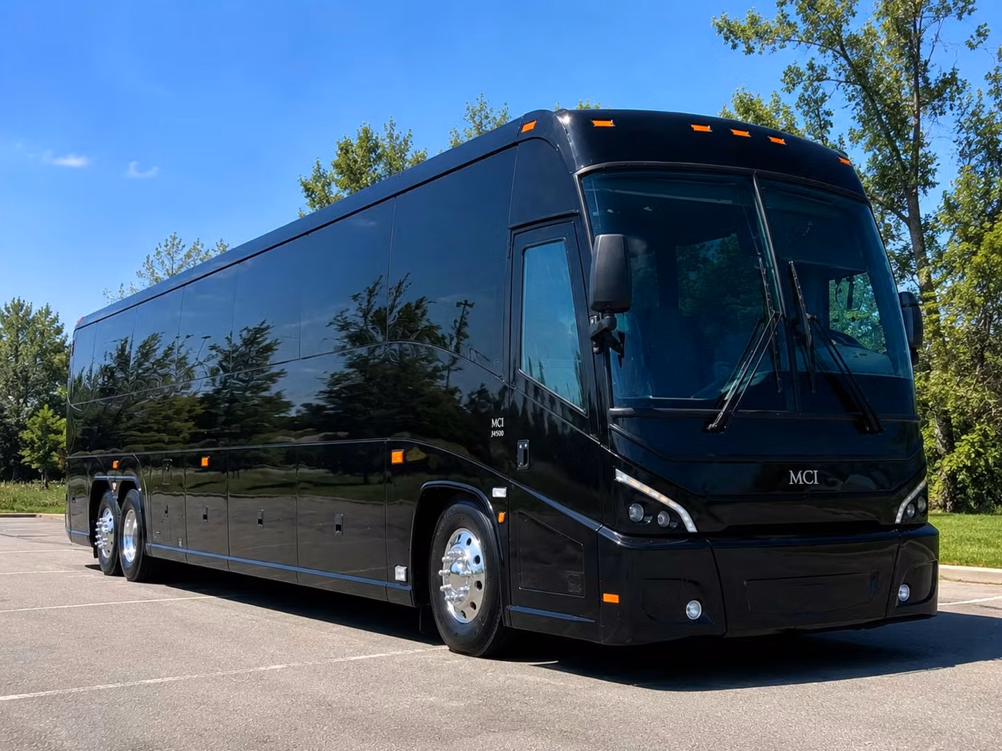 fresno minibus rentals for smaller prom groups that want a private ride